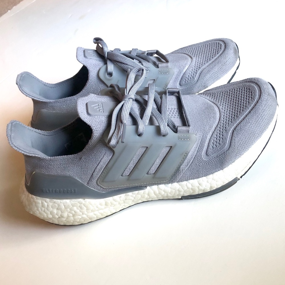 adidas Men's Athletic Shoes Gray and White